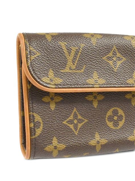 rinonera louis vuitton pre owned.